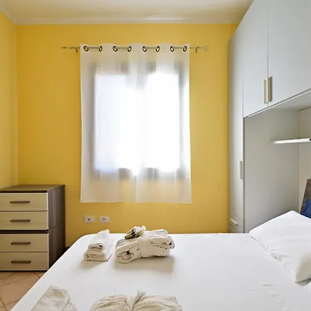 Tiria, 2 Apartman